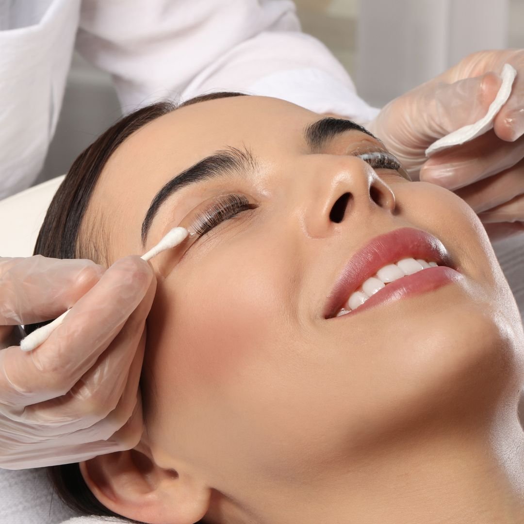 Lash Lift in Luton